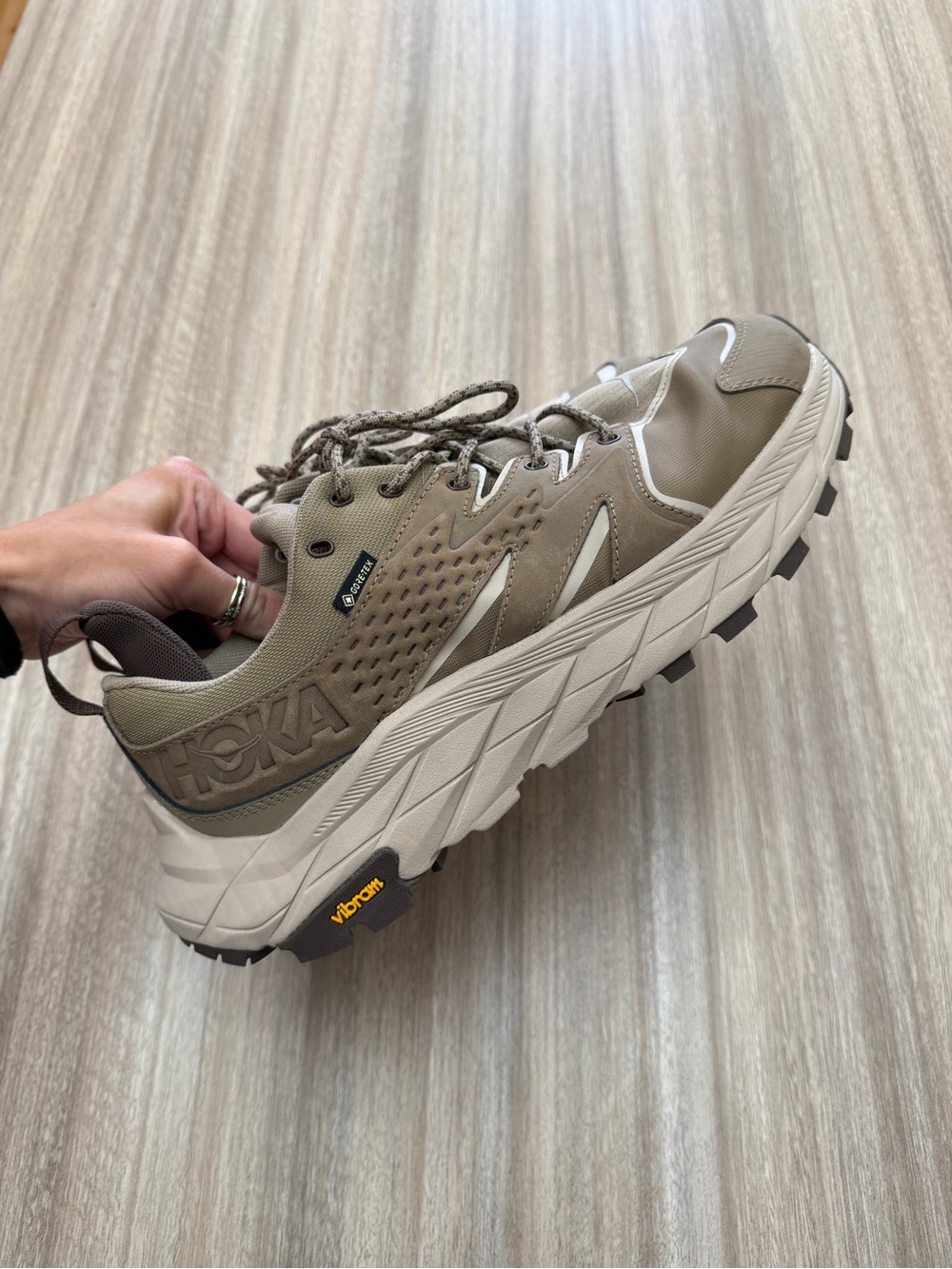 Hoka One One Anacapa Low GTX Gore-Tex in Dune/Oxford Tan Colorway Size 9.5 Men’s